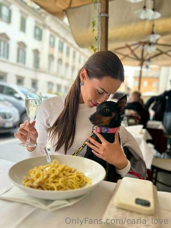 carla_love