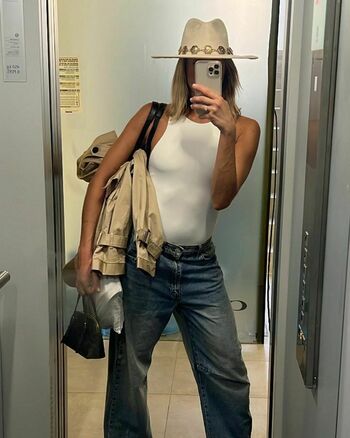 Carlotad26