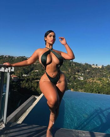 Carmela Habibi
