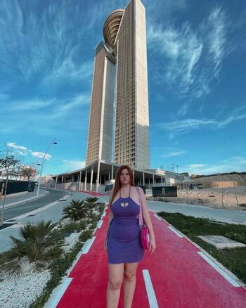 carmen_curvy