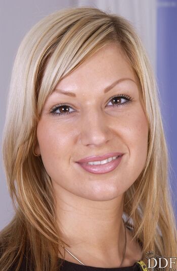 Carol Goldnerova