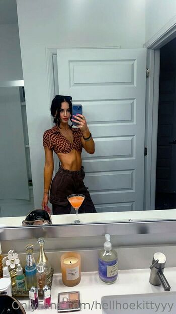 carolineeex