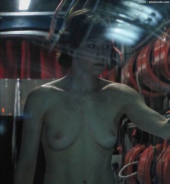 Carrie Coon