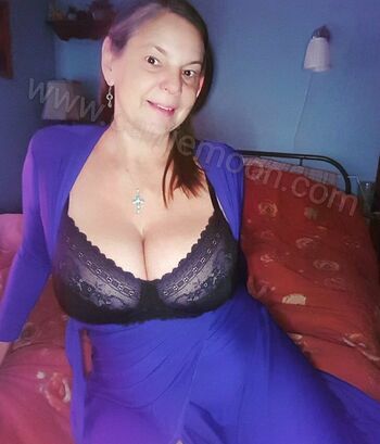 Carrie Moon