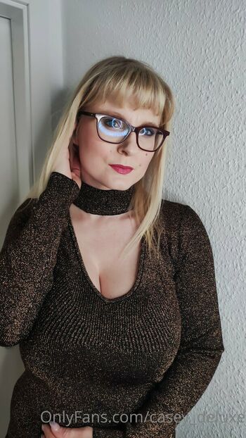casey_deluxe
