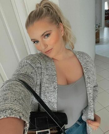 Casey Leigh