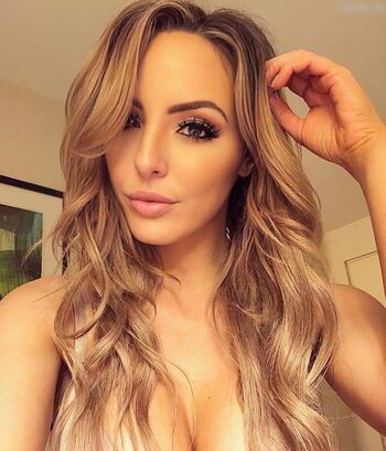Cassie Lee