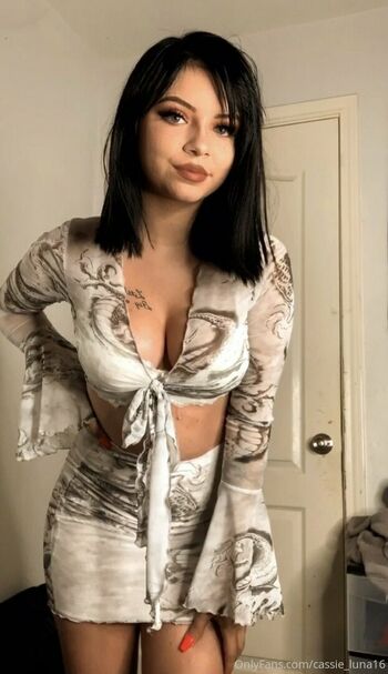 Cassie Luna
