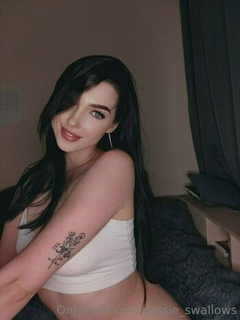 cassie_swallows