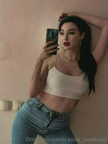 cassie_swallows