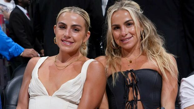 Cavinder Twins