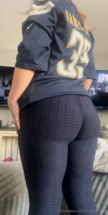 ccpeachypawg