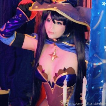 Cecillia Stardust