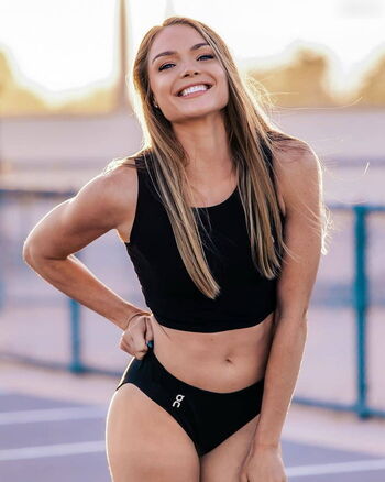 Chari Hawkins