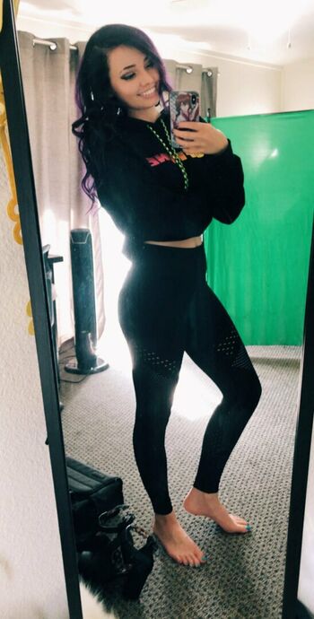 Charleemanderz