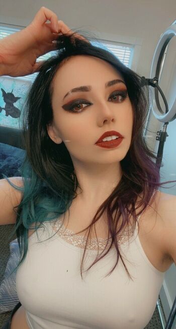 Charleemanderz