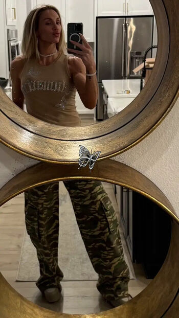 Charlotte Flair