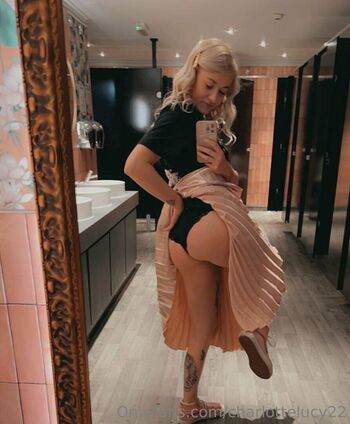 charlottelucy22