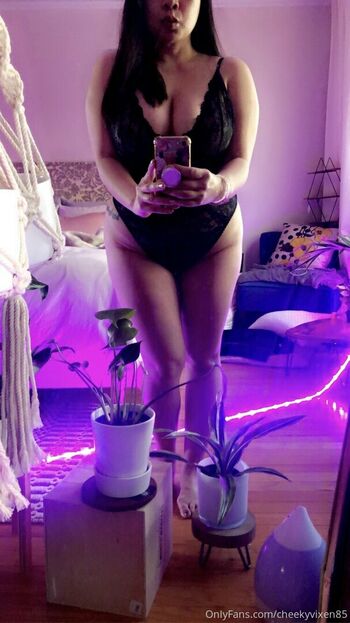 cheekyvixen85