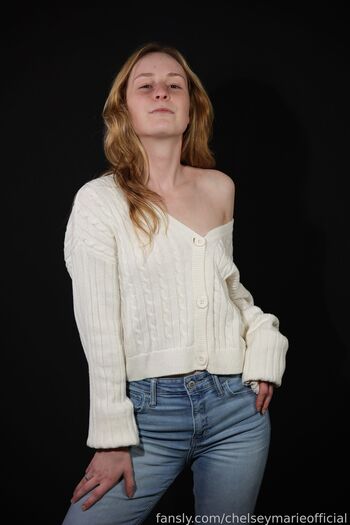 chelseymarieofficial