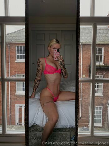 cherryisabellejones
