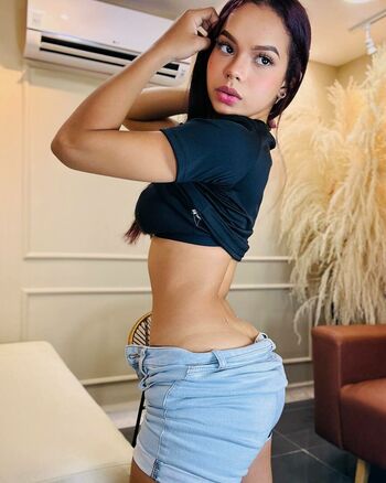 Cheyla Collins