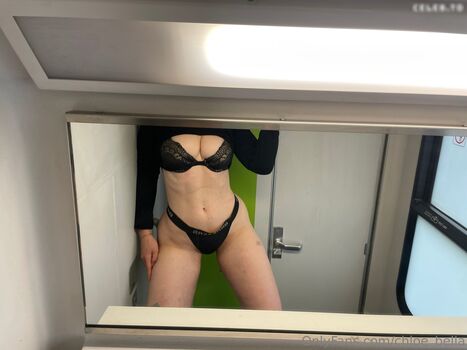 Chloé Bella