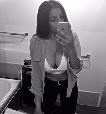 Chloe C