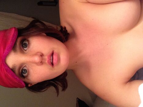 Chloe Fineman