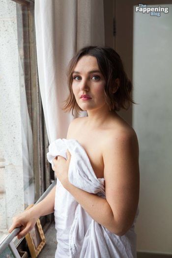 Chloe Fineman