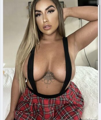 Chloe Fleming