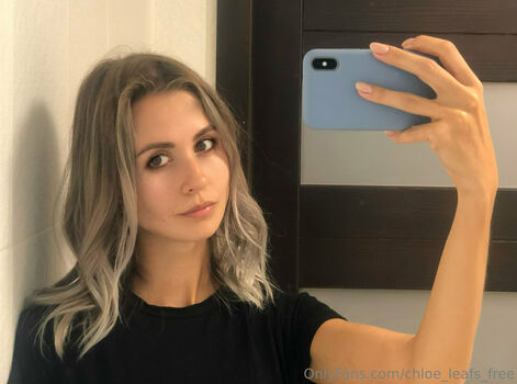 chloe_leafs_free