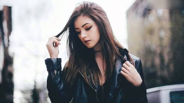 Chrissy Costansa