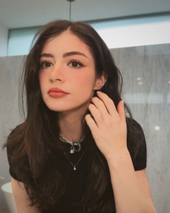 Chrissy Costanza