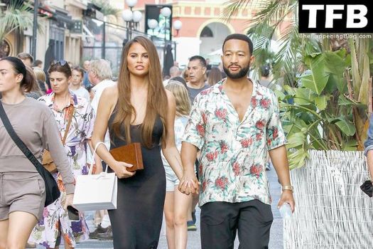 Chrissy Teigen