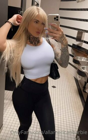 Christina Savoyy