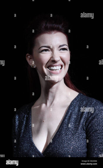 Chrysta Bell
