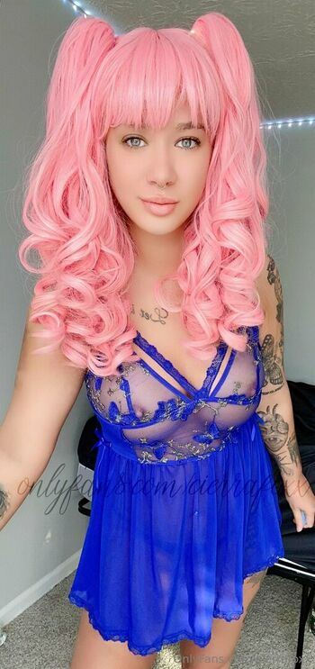 cierrafoxx
