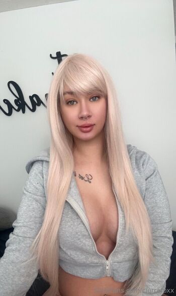 cierrafoxx