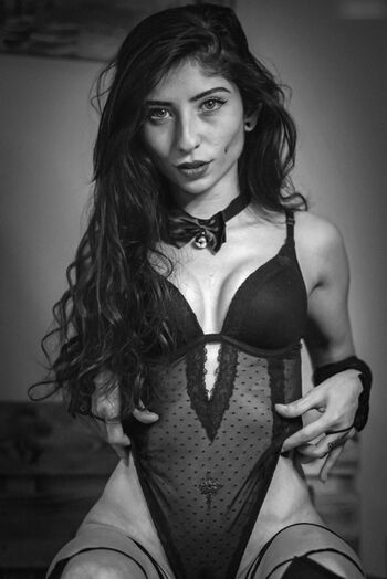 Ciiraiya_zarelai / Madame_Orchid