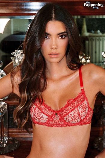 Cindy Mello