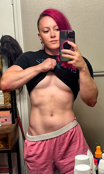 Claire Max