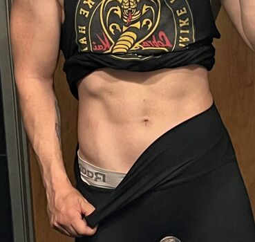 Claire Max
