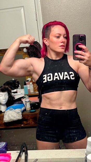 Claire Max