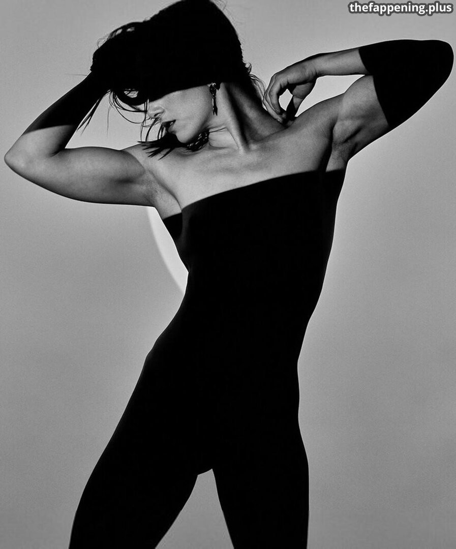 Claire Max