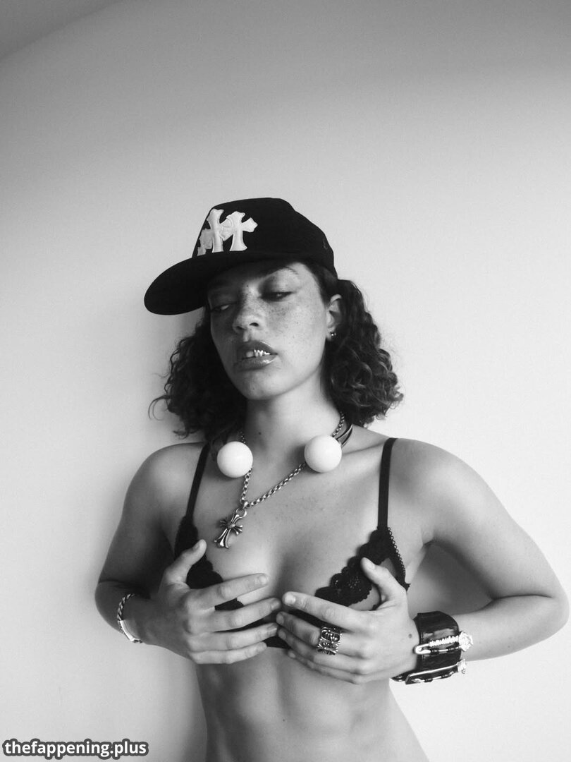 clara.west