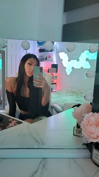 Classic_Christinee