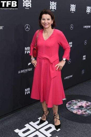 Claudia Obert