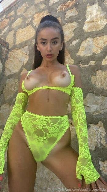Claudia Roseficial