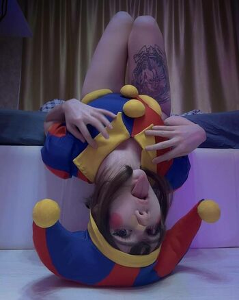Clown Girls